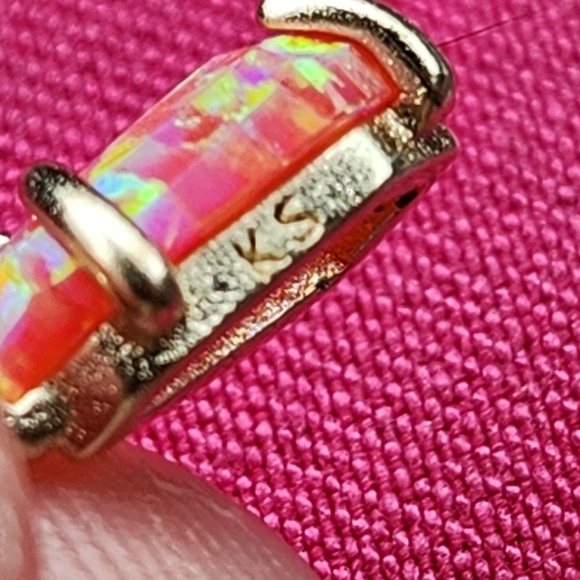 Kendra Scott Necklace - Picture 14 of 14